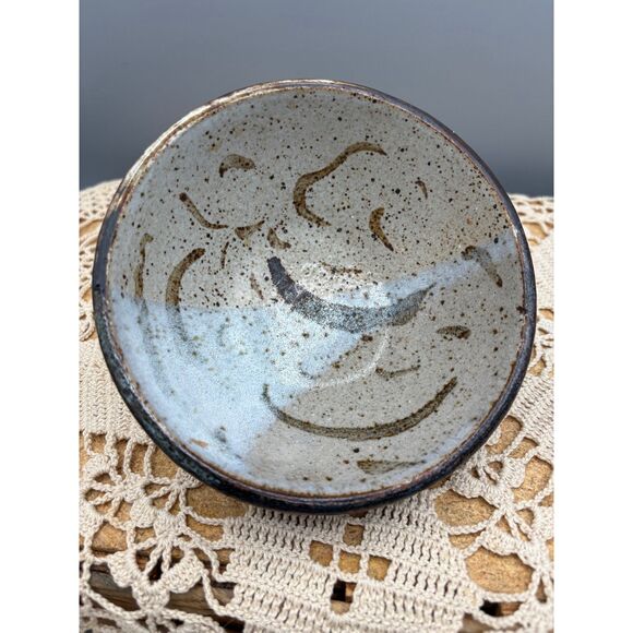 Handcrafted Studio Pottery Bowl Drip Glaze Footed - Picture 4 of 6